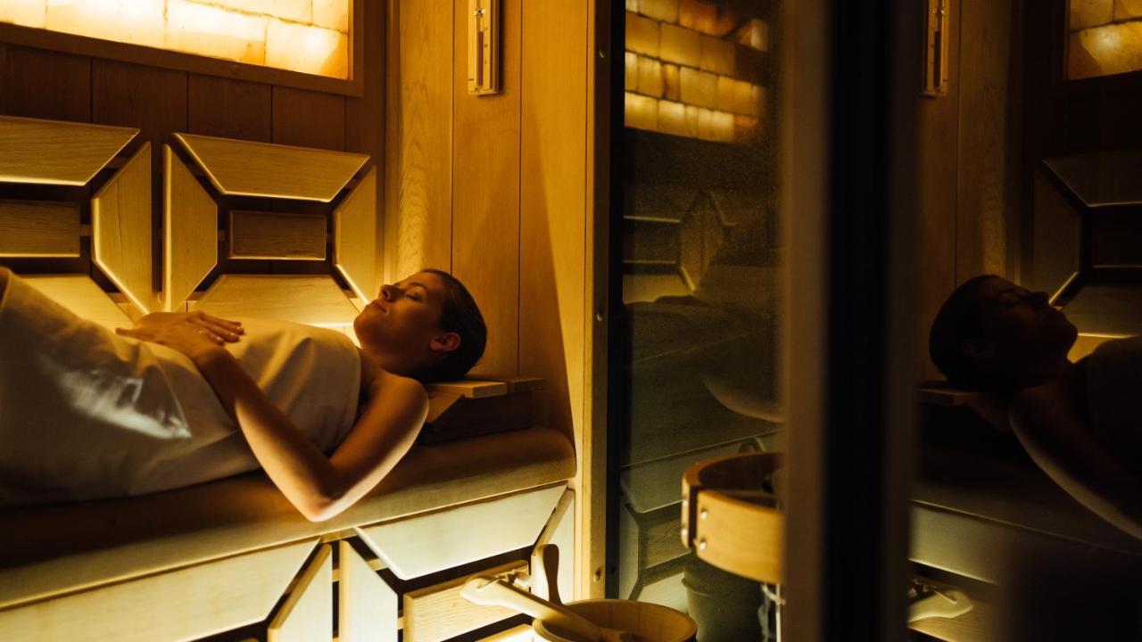 Wellness Relax - Luxusni Hotel Praag Buitenkant foto